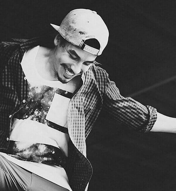 Dairy payment system with QR codes and accessibility features